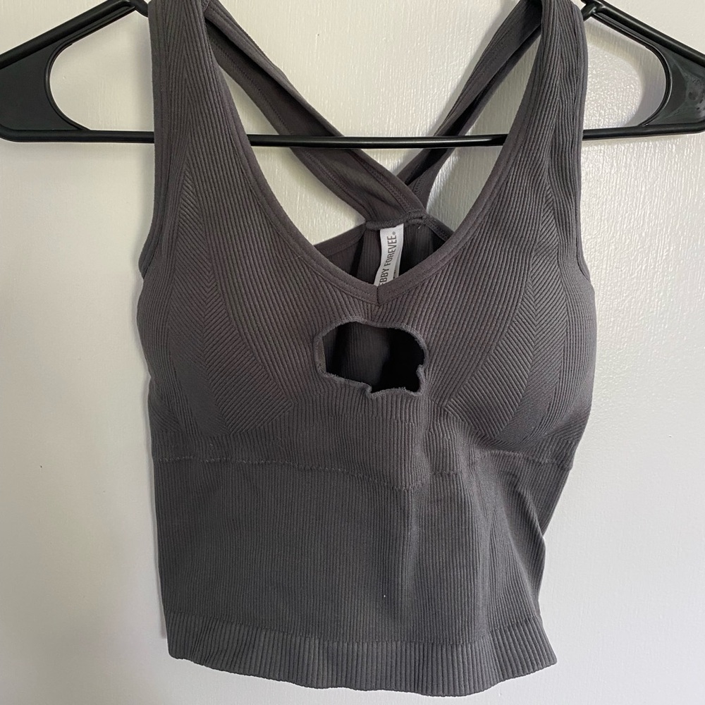 PEBBY FOREVEE Cut Out Brami